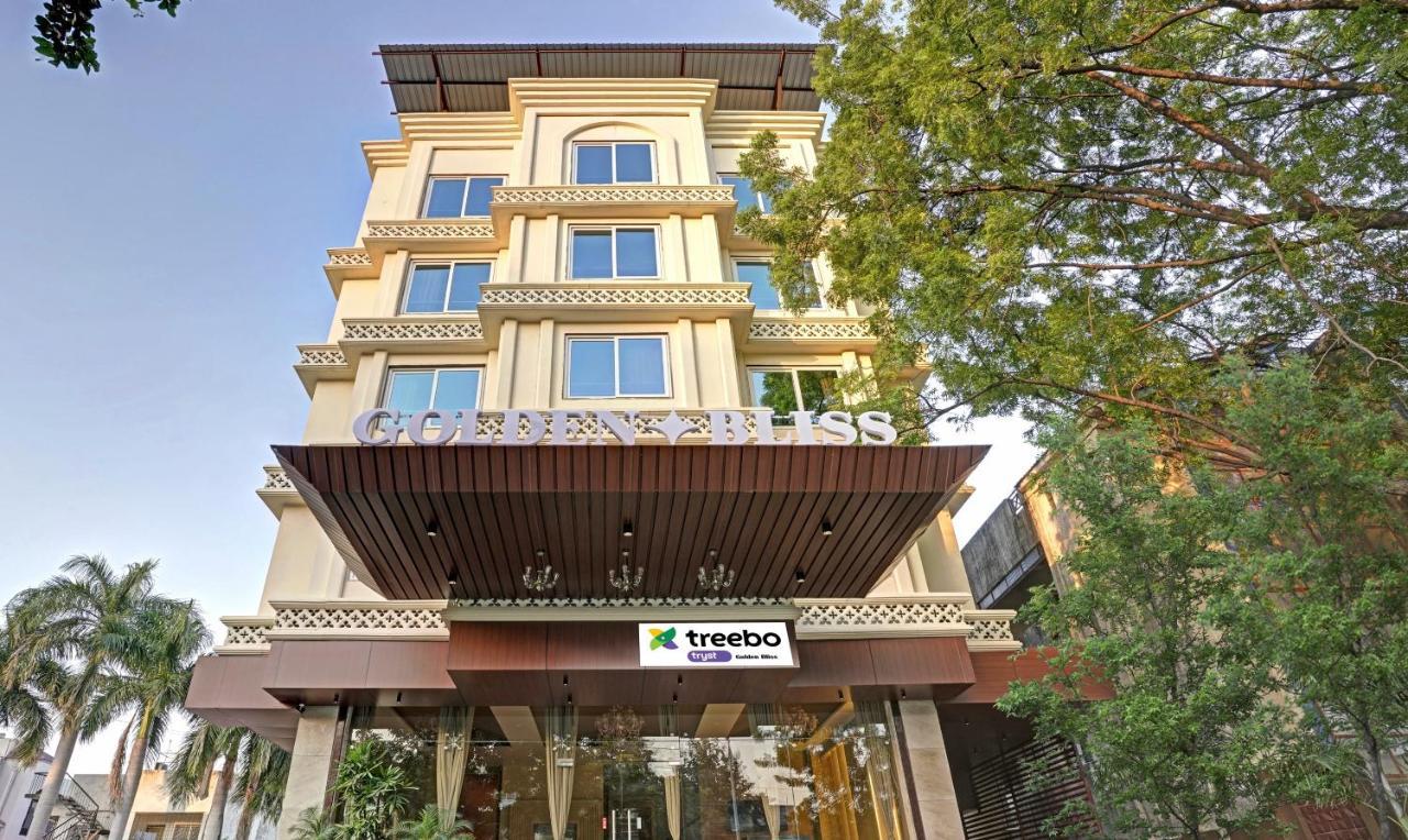 Treebo Premium Golden Bliss Trimurti Nagar Square Nágpur Exteriér fotografie